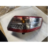 Tail Light Outer RIGHT For TOYOTA Camry Hybrid AHV40 06.2009~10.2011 Replacement of 81551-06460