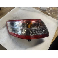 Tail Light Outer LEFT For TOYOTA Camry Hybrid AHV40 06.2009~10.2011 Replacement of 81561-06460
