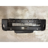 "SCRATCHED" Front Bumper With Grille Fits Toyota Hiace SLWB Commuter (Wide-Body) 2014-2018 TY-14HIA-W-002 Ref: 52119-26670