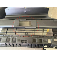 "DAMAGED" Front Bumper With Grille Fits Toyota Hiace SLWB Commuter (Wide-Body) 2014-2018 TY-14HIA-W-002 Ref: 52119-26670